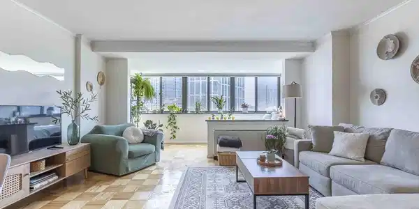 6 Whittier Place