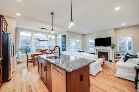 19 Boatwrights Loop