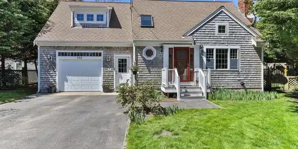 554 Strawberry Hill Rd