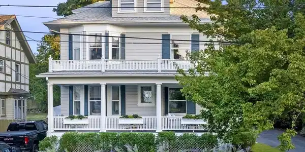 145 Elmwood Rd
