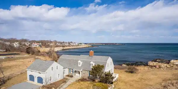 6 Driftwood Way
