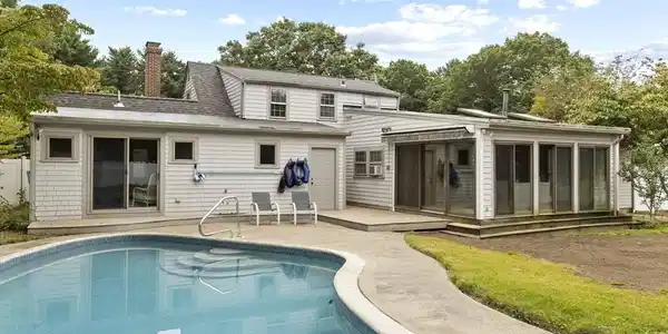 14 Plainfield Road