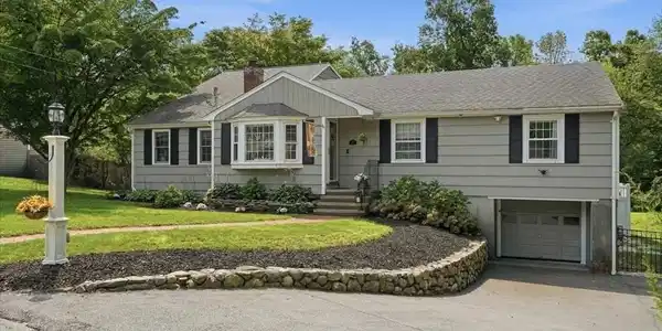 31 Rayfield Rd