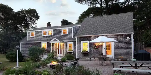 29 Pond Rd
