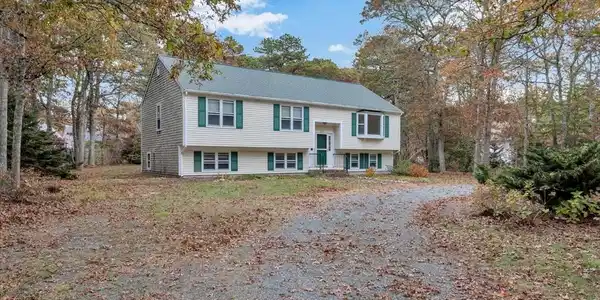 1247 Long Pond Rd