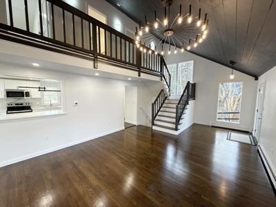 184 King Phillips Pathe