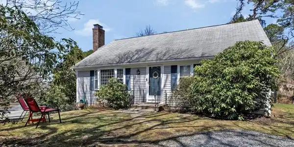 5 Maple Ln