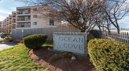677 Quincy Shore Dr