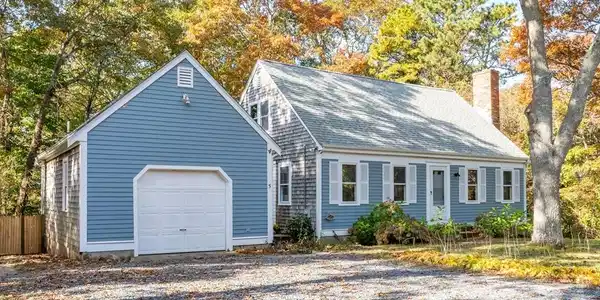 5 Pryer Dr
