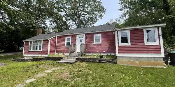 77 Homestead Ave