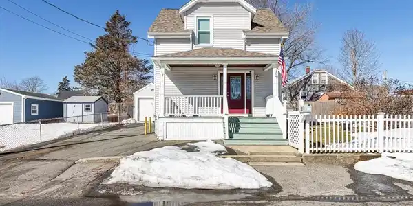 87 Shore Ave