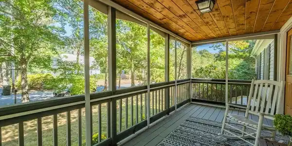 115 Oakview Terrace