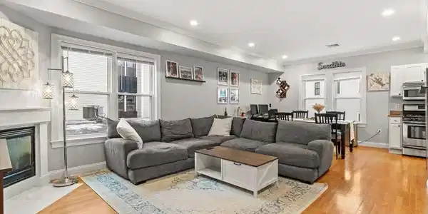108 Emerson St