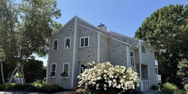 48 Wilson St