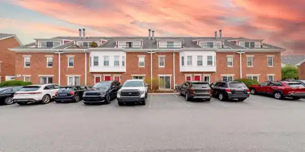 148 Quincy Shore Dr