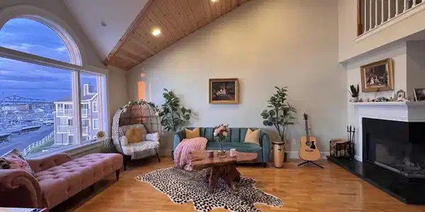 700 Shore Dr