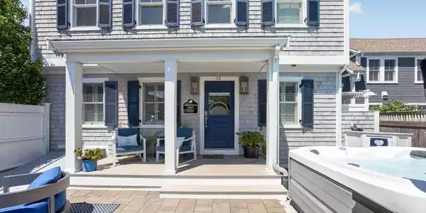 32 Bradford Street