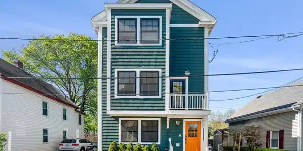 11 Rice Street