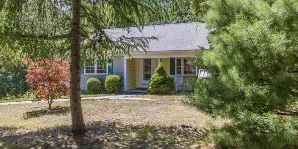 74 Ebenezer Lane