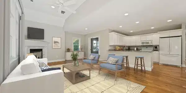 19 Mariners Drive