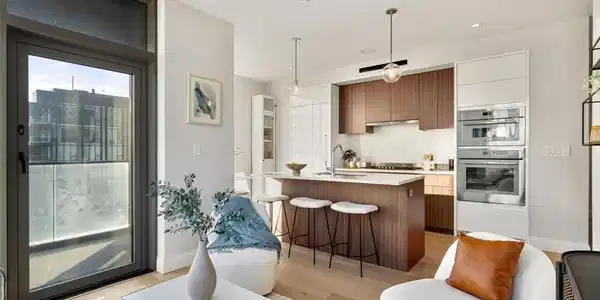 100 Shawmut