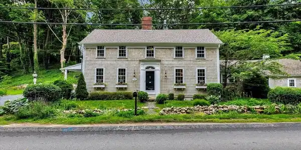 108 Main St