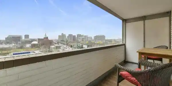 6 Whittier Pl