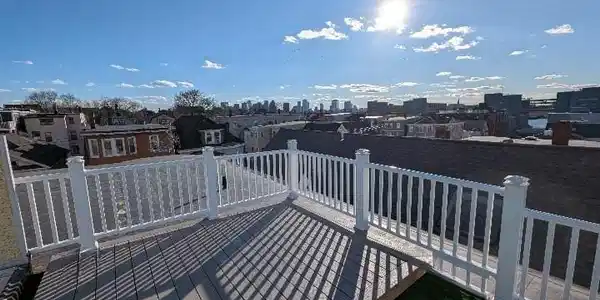 28 Falcon St
