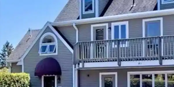 57 Front St