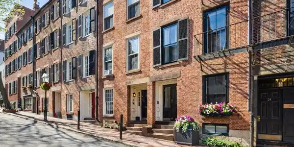 22 Joy St