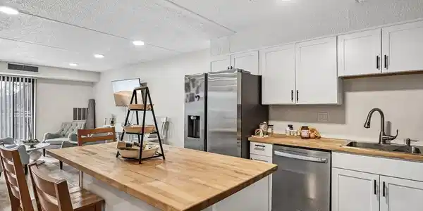 20 Nahant Place