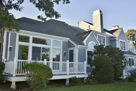61 Hidden Bay Dr