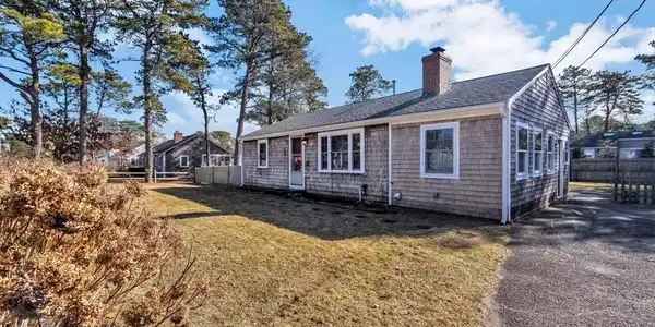 55 Cedar St