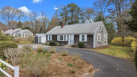 84 Hinckley Cir
