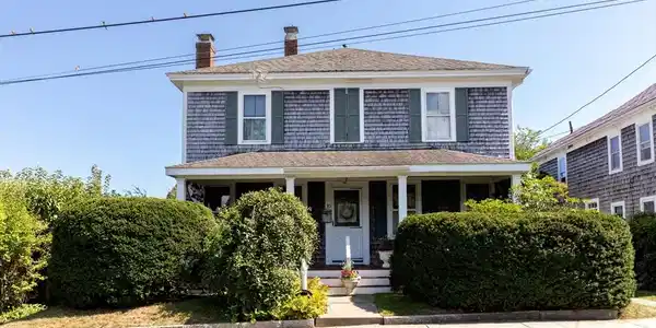 10 Franklin St