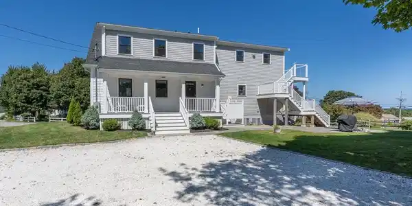 69 Knott Ave