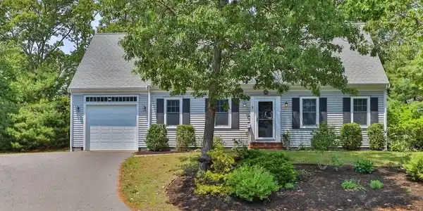 9 Alonzo Rd