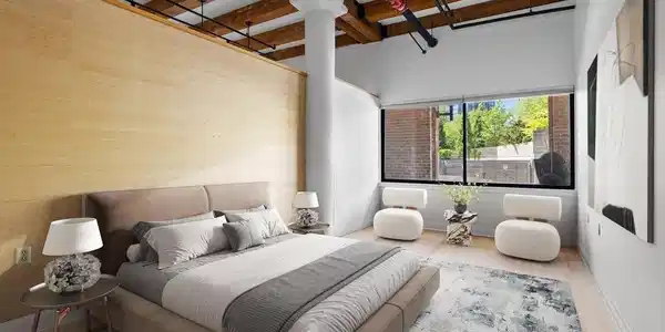 33 Sleeper St