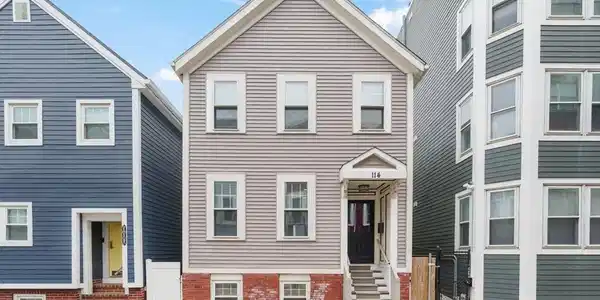 114 Tudor St