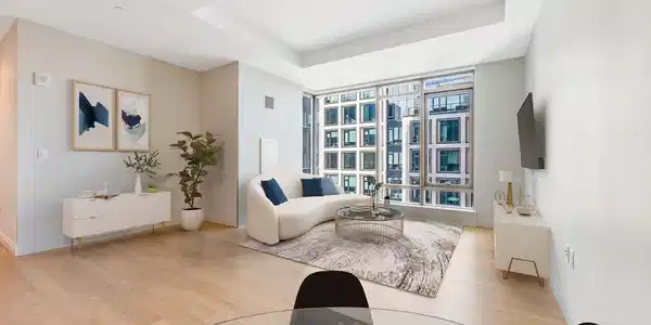 135 Seaport Blvd
