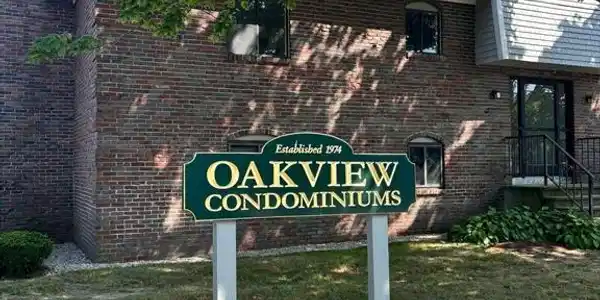 15 Oak Neck Rd