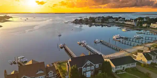 26 Bay Shore Rd