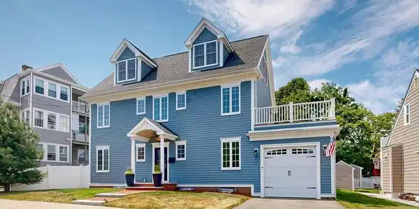 72 Sewall Ave