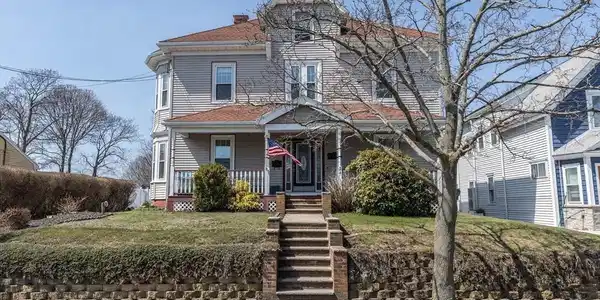 24 Fairview Street