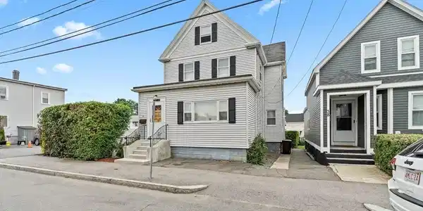 34 Tuttle St