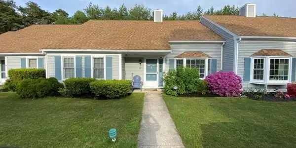2 Browning Ct