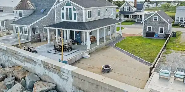 42 Ocean St
