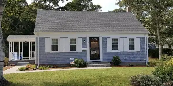 47 W Yarmouth Rd