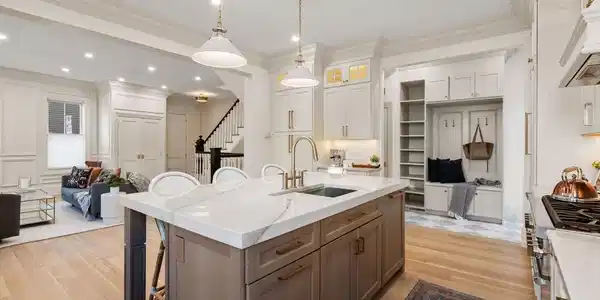 38 Cross St