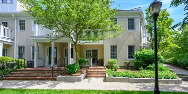 273 Victory Road